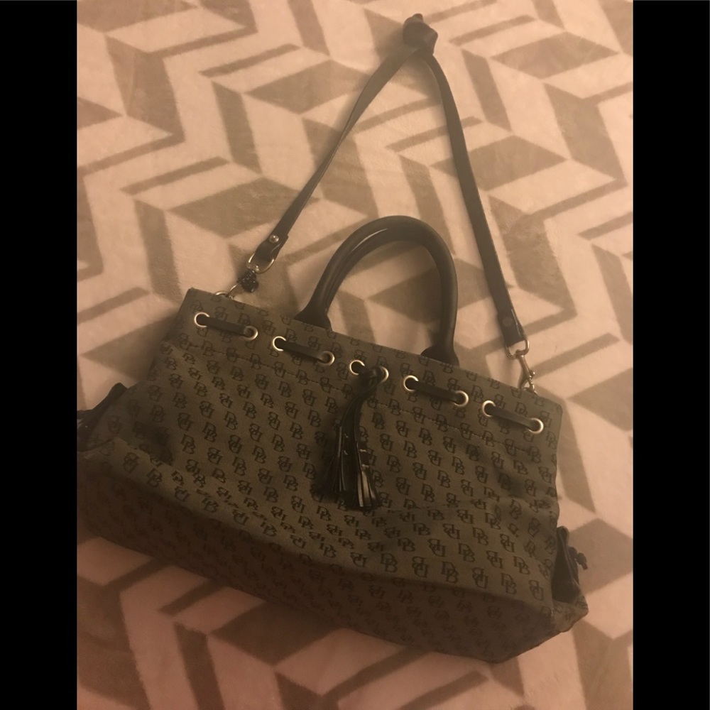 Dooney & Bourke shoulder bag